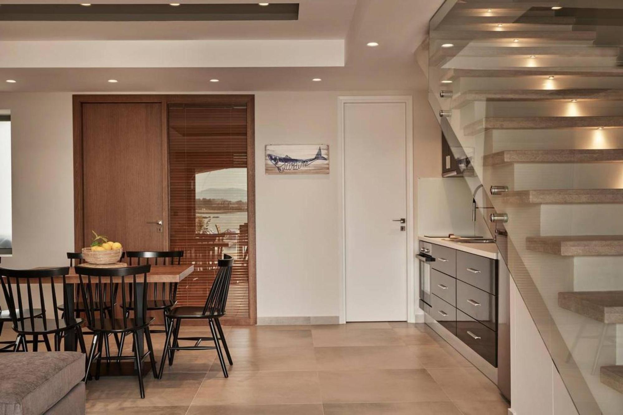 Beachfront Alassa Villas With Private Pools Kotronion  외부 사진