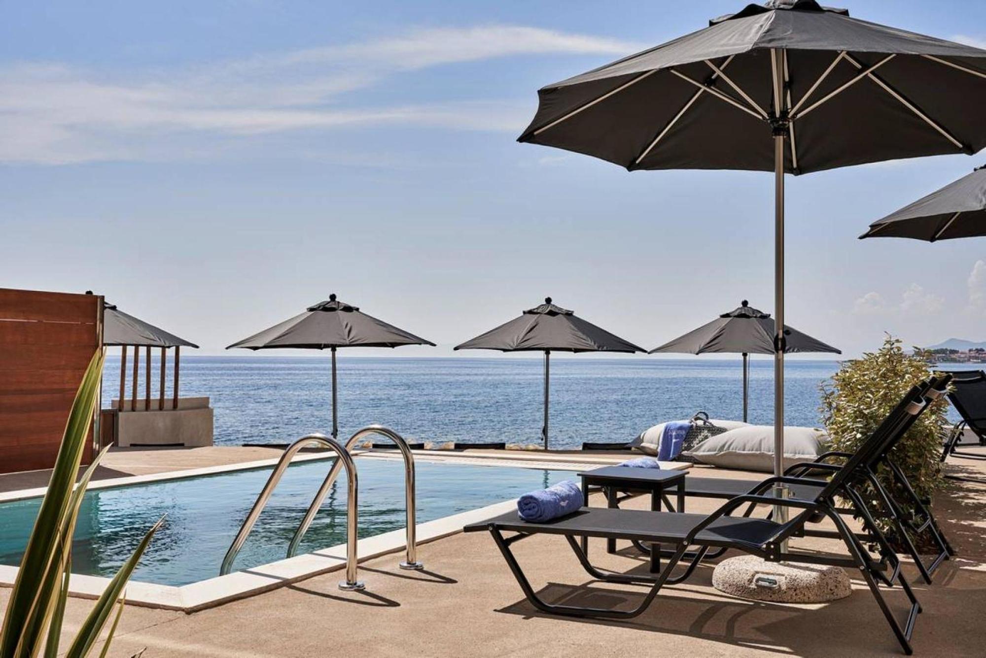 Beachfront Alassa Villas With Private Pools Kotronion  외부 사진