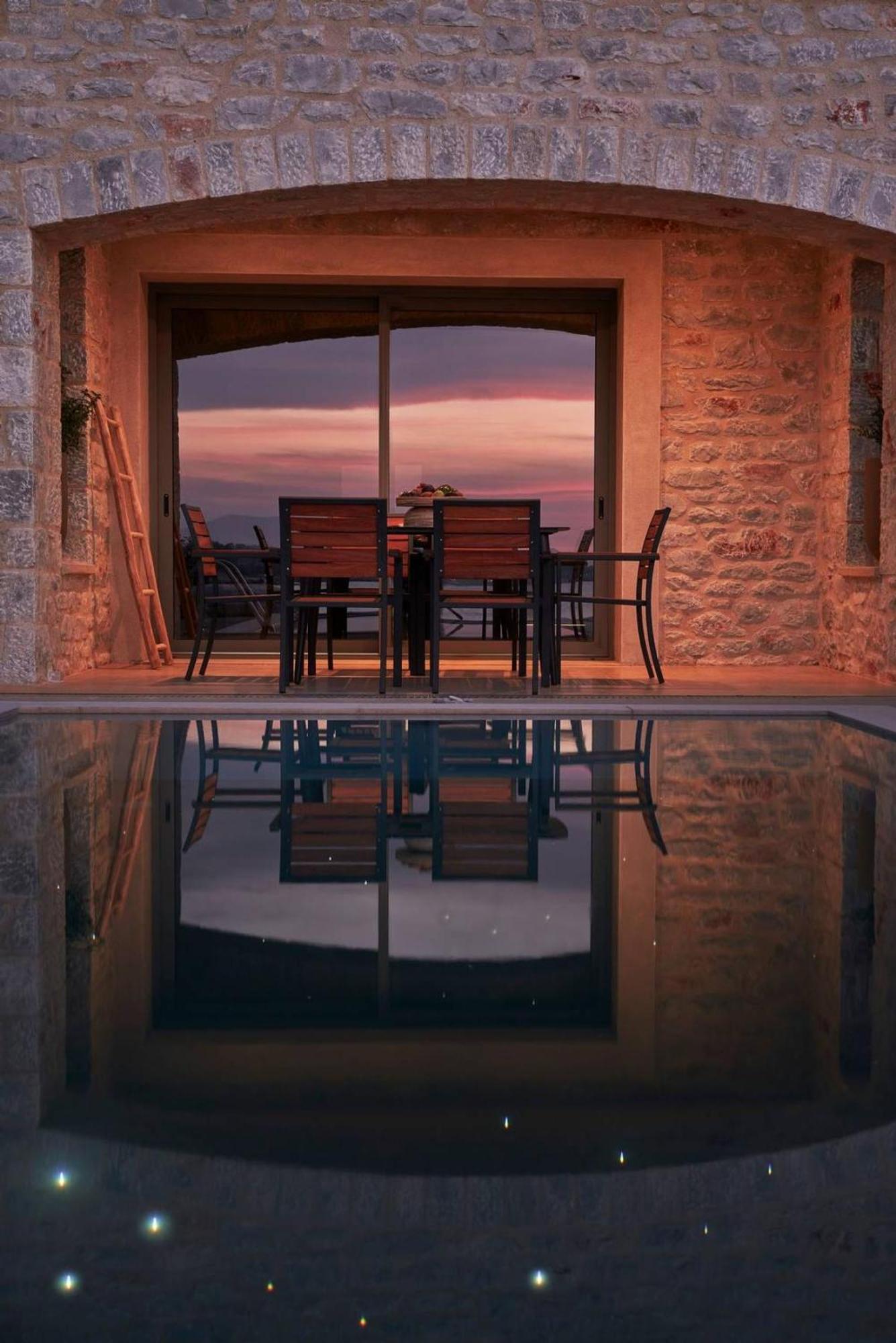 Beachfront Alassa Villas With Private Pools Kotronion  외부 사진