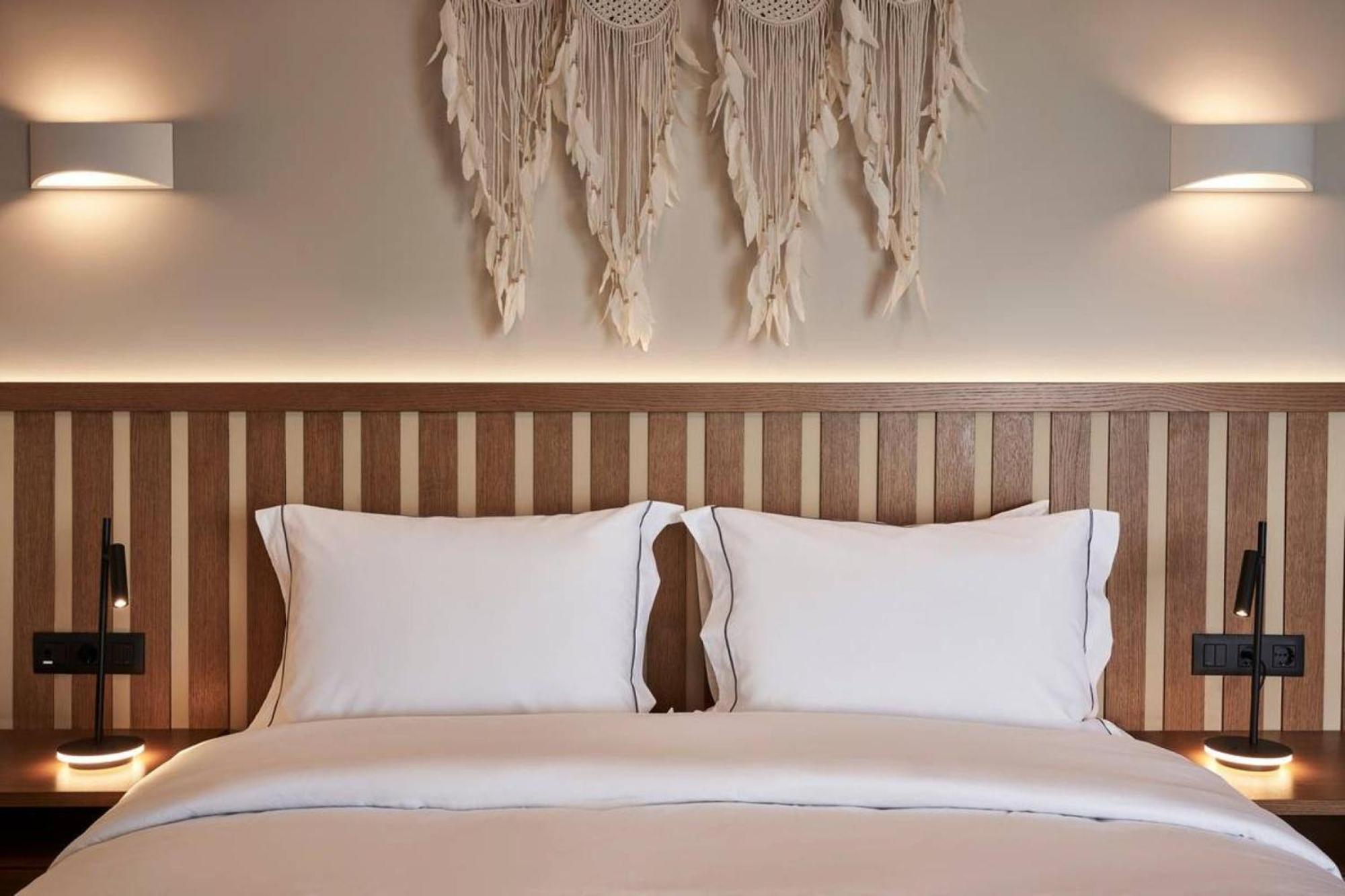 Beachfront Alassa Villas With Private Pools Kotronion  외부 사진